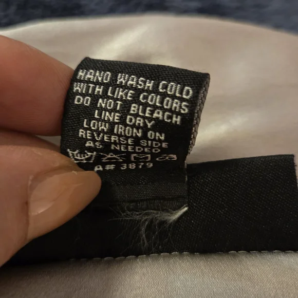 Dialouge Silk Blouse 2X ✨ Silver Gray Satin Button Front Flowy Minimalist Top - Picture 16 of 16